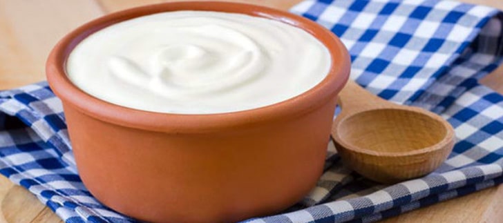 Yoğurt yemek <b>kalp rahatsızlığı riskini azaltabilir</b>